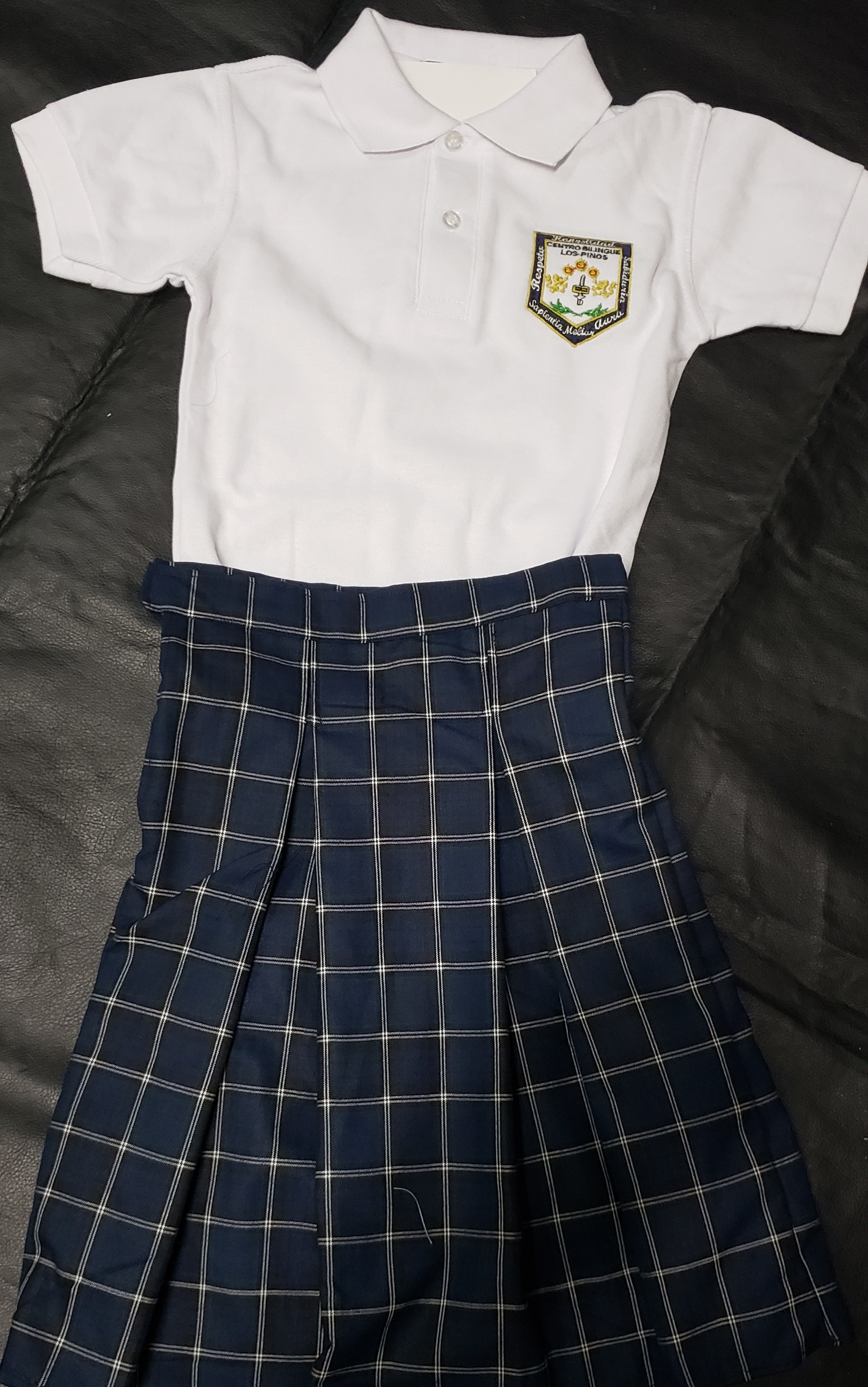 uniforme de niñas